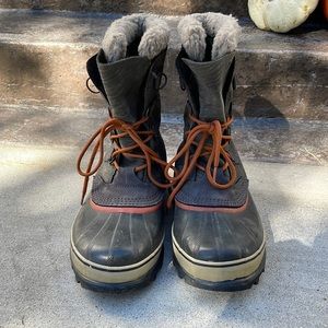 Mens Sorel boots. Size 11 (fits like a 12). Barely used.
